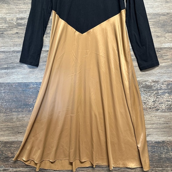 Zara Black and Tan A-Line Maxi Dress with Long Sleeves for Cocktail Events - Picture 8 of 9